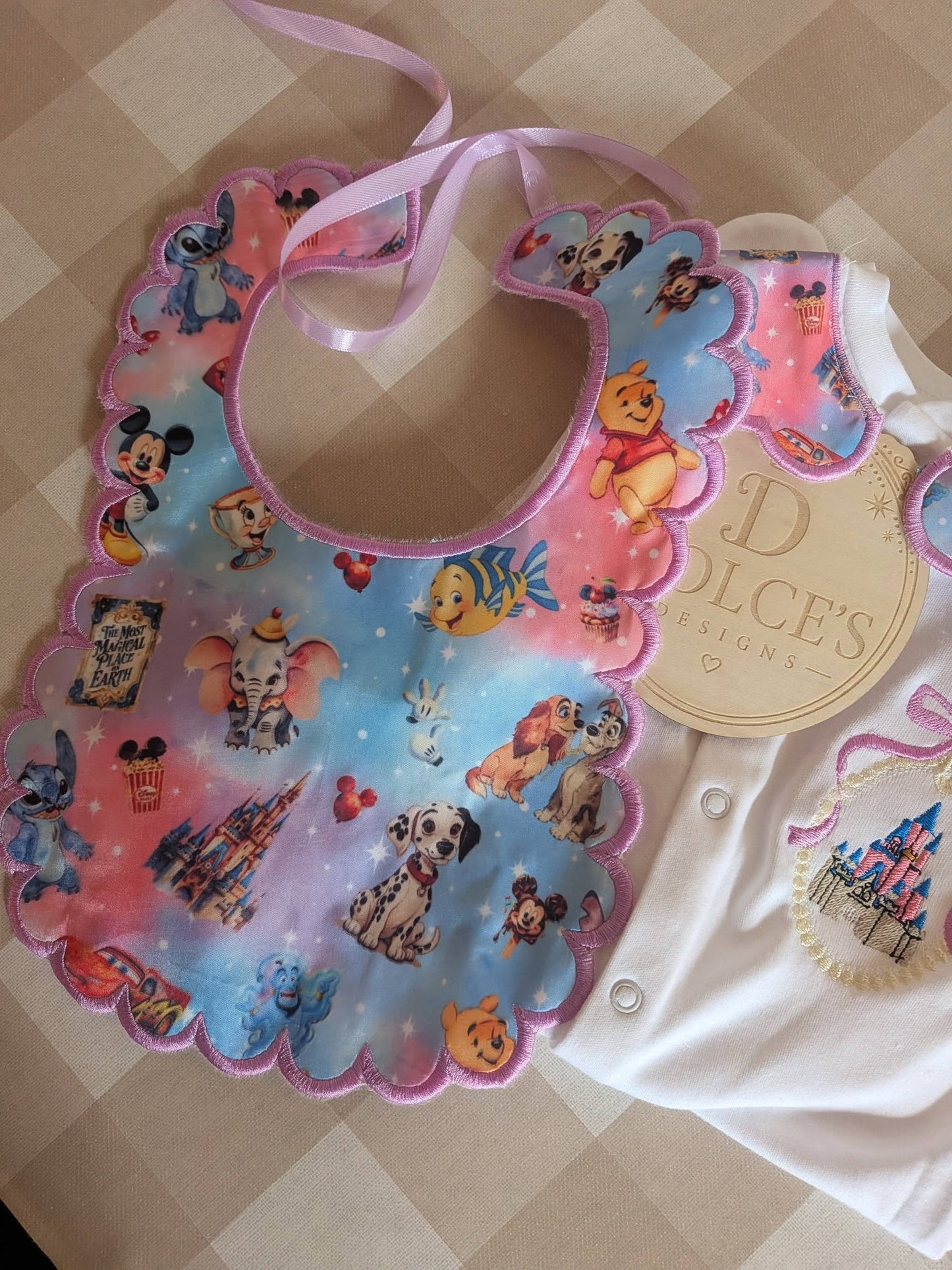 Personalised Traditional Disney Baby Set – Babygrow & Bib