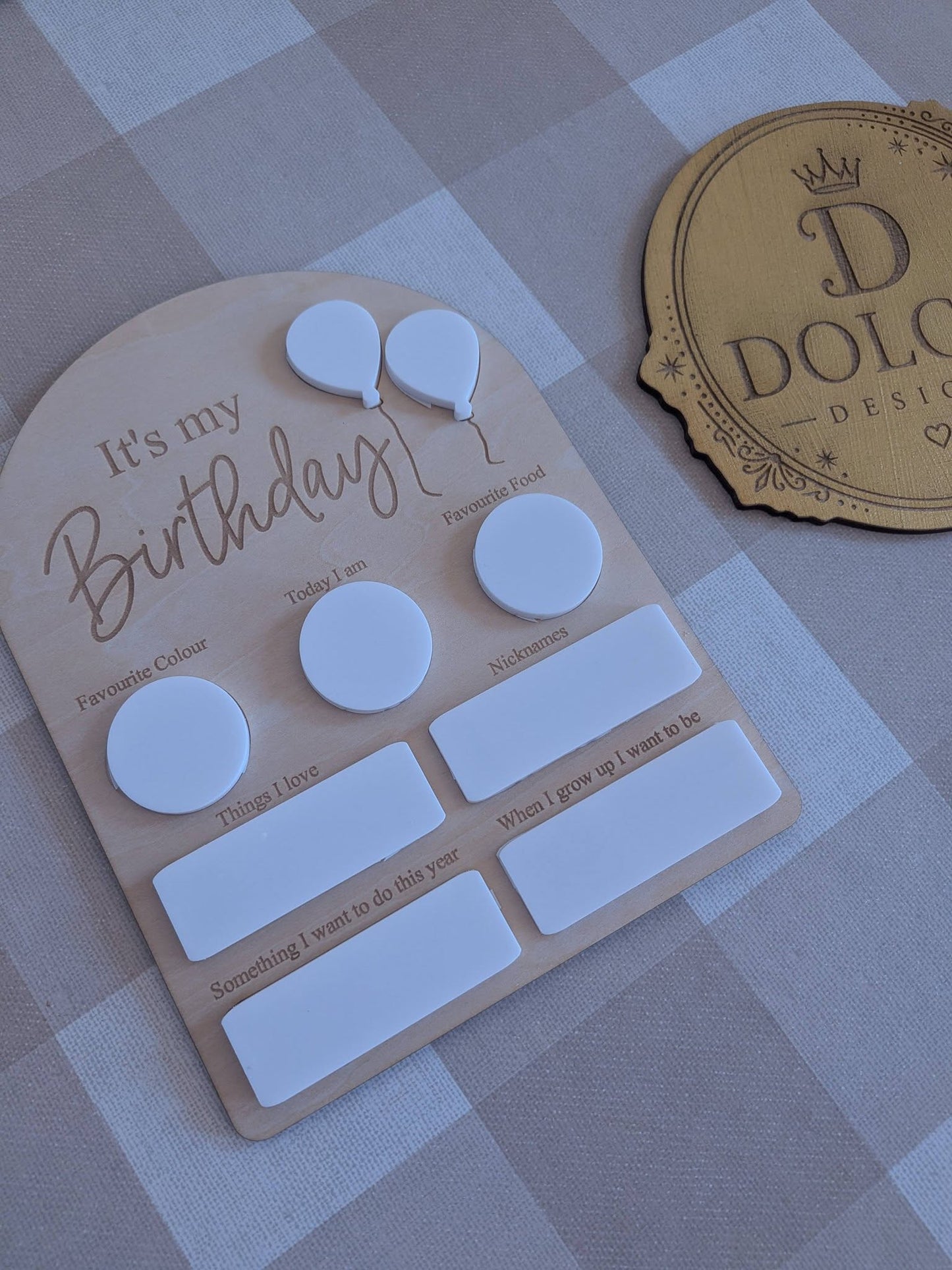 Reusable Birthday Board – Wooden Birthday Interview Board