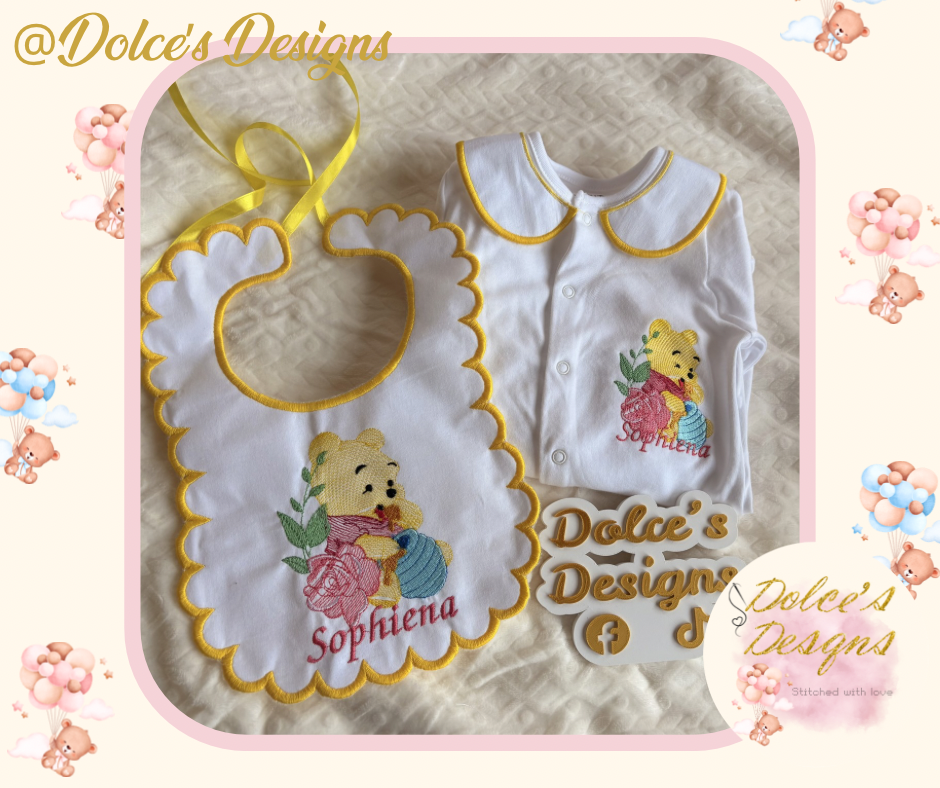 Personalised Winnie the Pooh Bib & Babygrow Set 🍯💛
