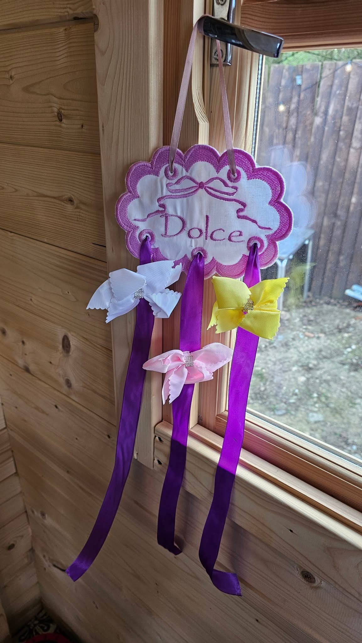 Hair bow holder