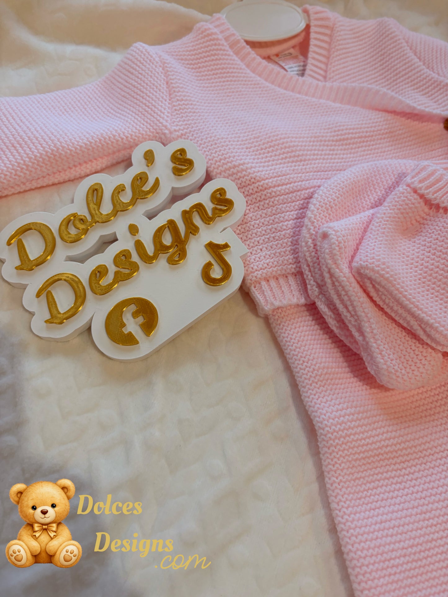 🧶 4 Piece Knitted Baby Set – 0-3 Month