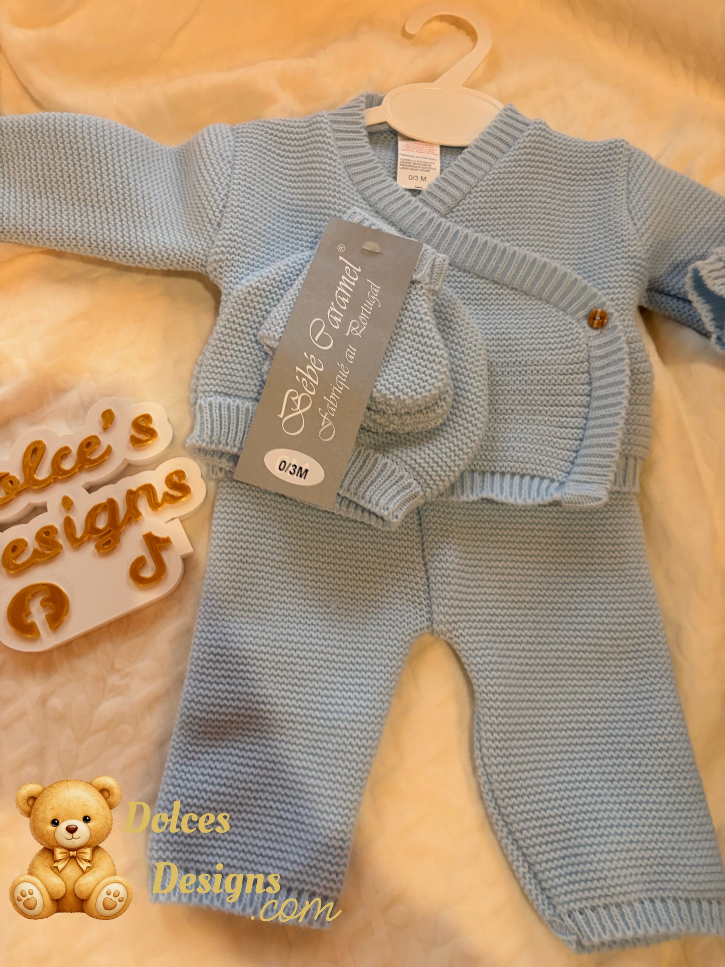 🧶 4 Piece Knitted Baby Set – 0-3 Month