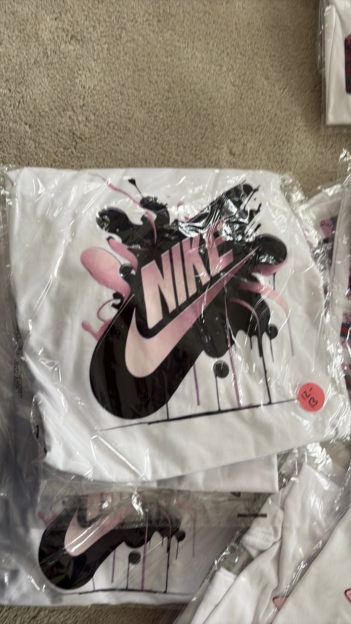 KIDS T SHIRTS BOYS AND GIRLS HUSE SALE CLEARANCE ONCE THERE GONE THERE GONE!!!