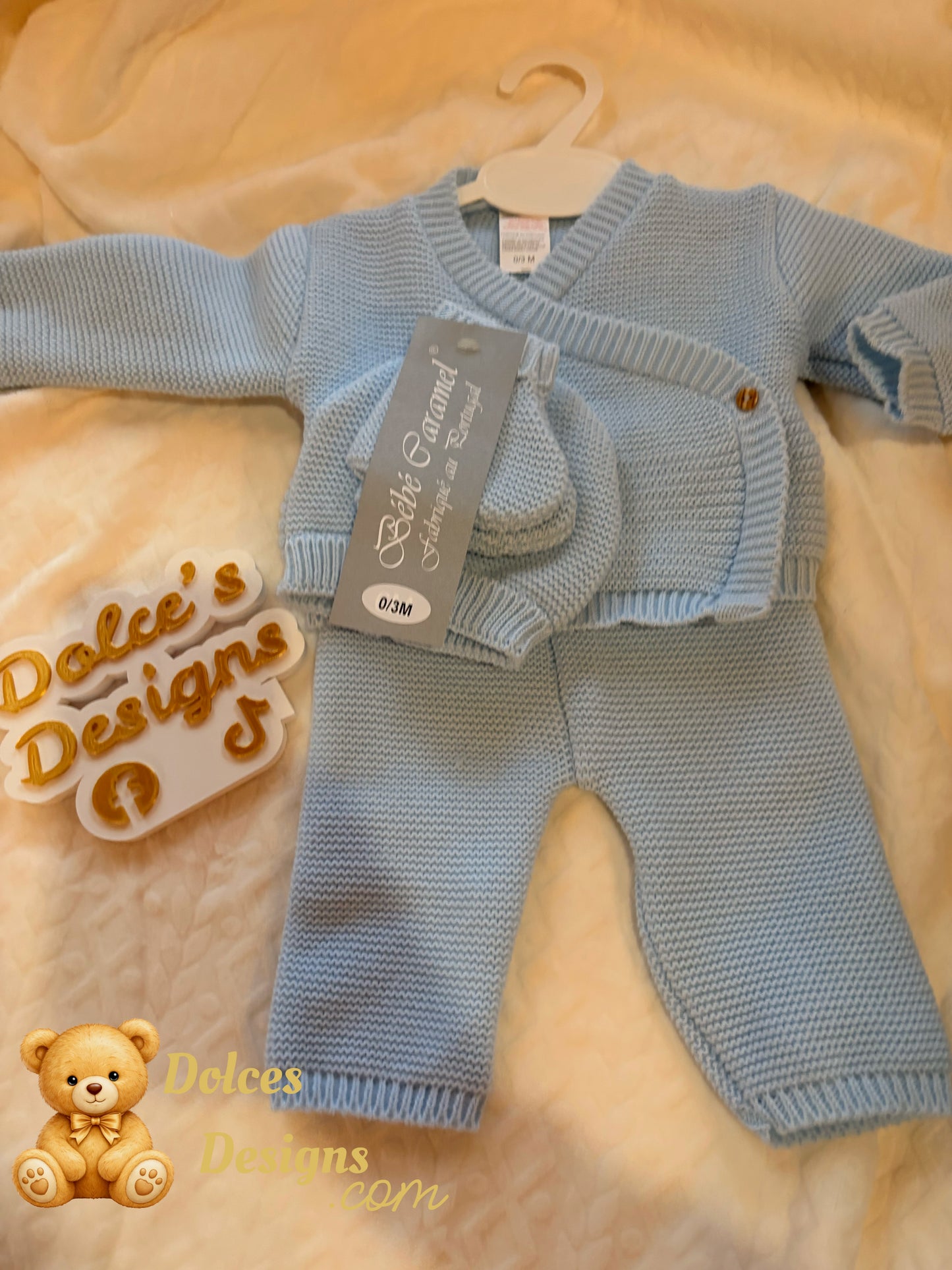 🧶 4 Piece Knitted Baby Set – 0-3 Month