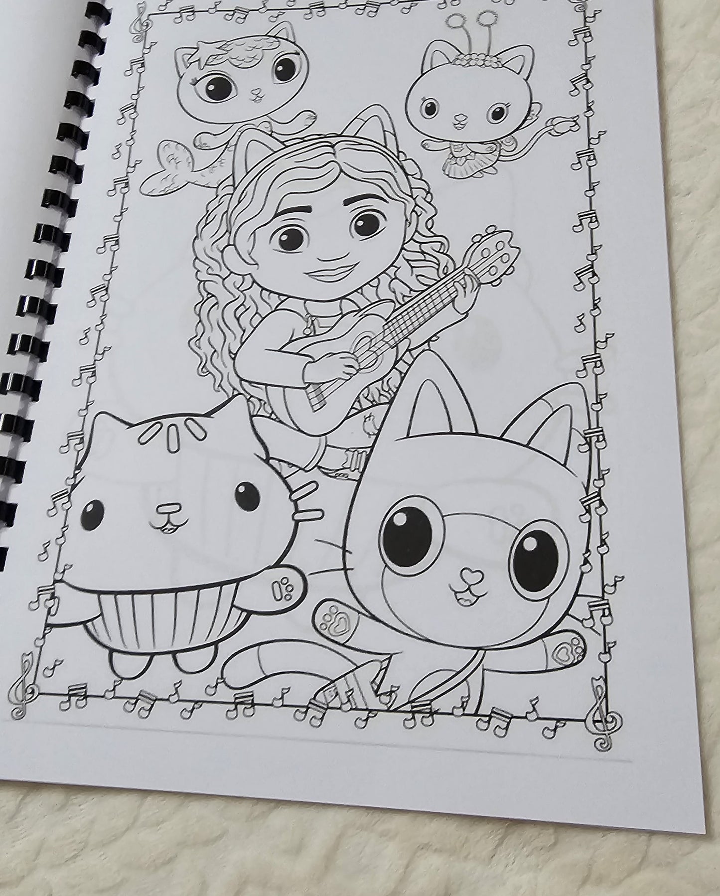 Gabbys Dollshouse Colouring Book