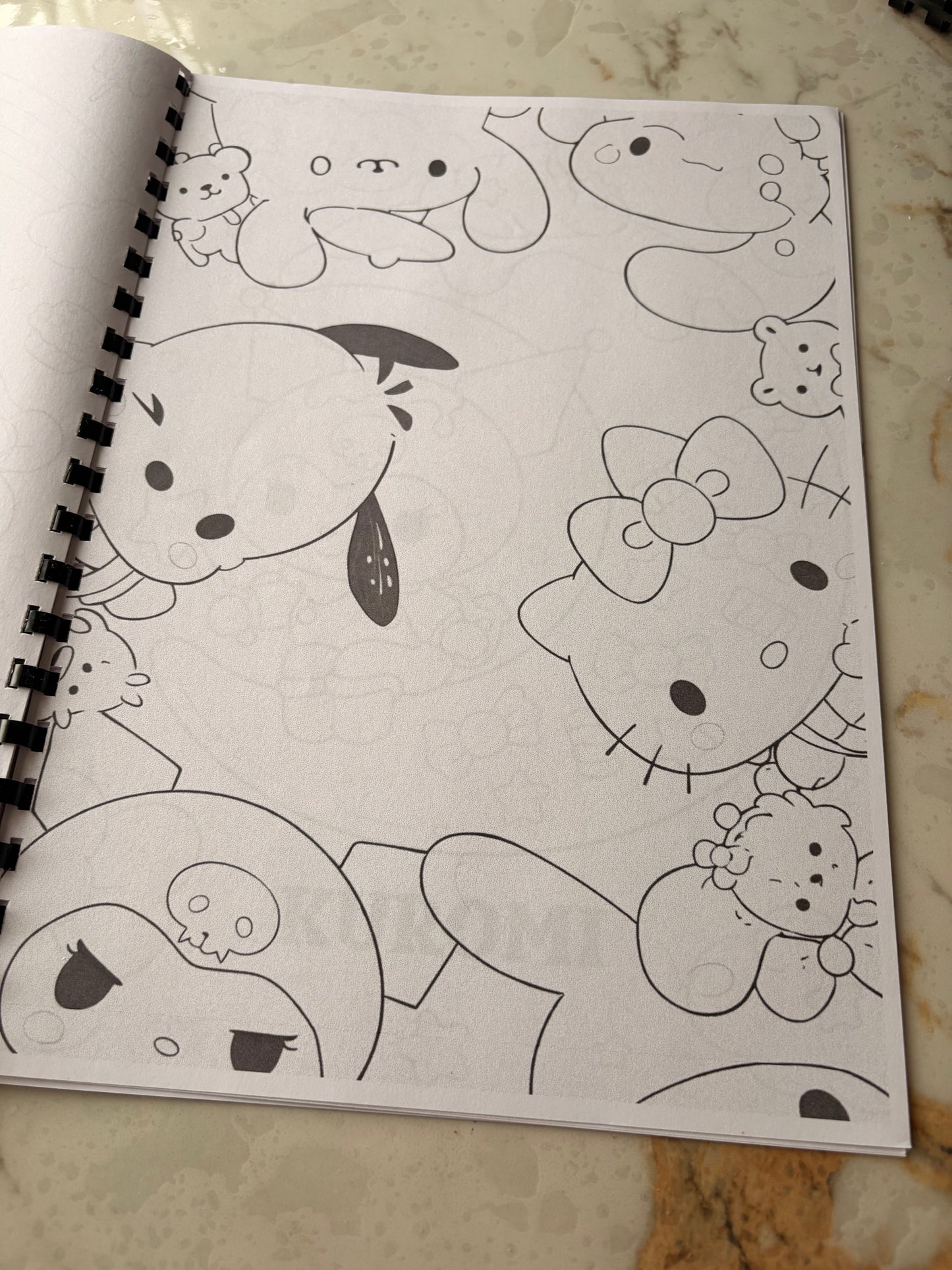 Hello Kitty & Friends Colouring Book