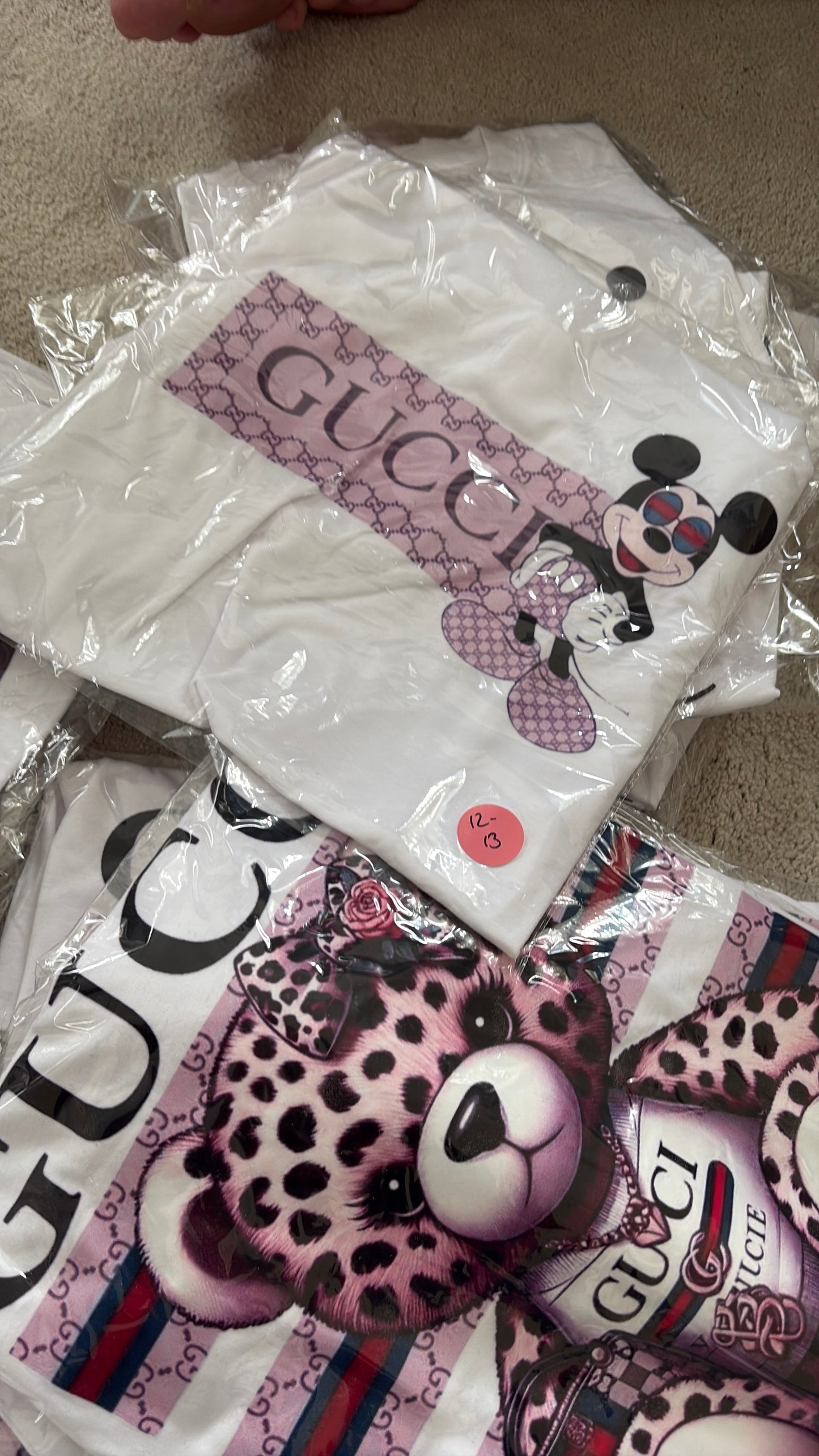 KIDS T SHIRTS BOYS AND GIRLS HUSE SALE CLEARANCE ONCE THERE GONE THERE GONE!!!