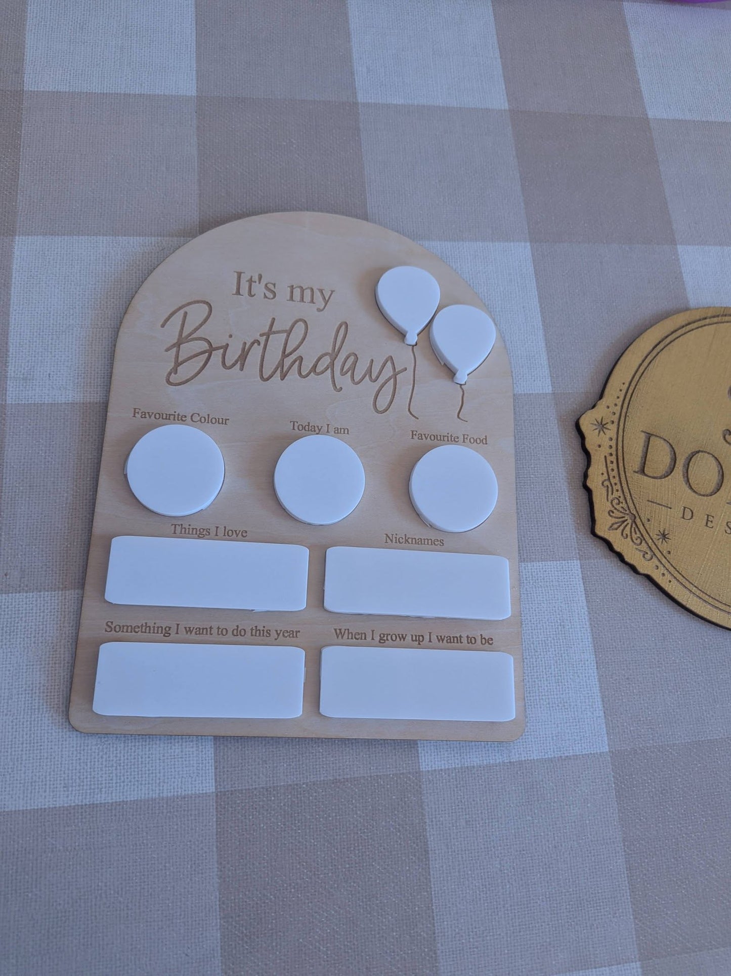 Reusable Birthday Board – Wooden Birthday Interview Board
