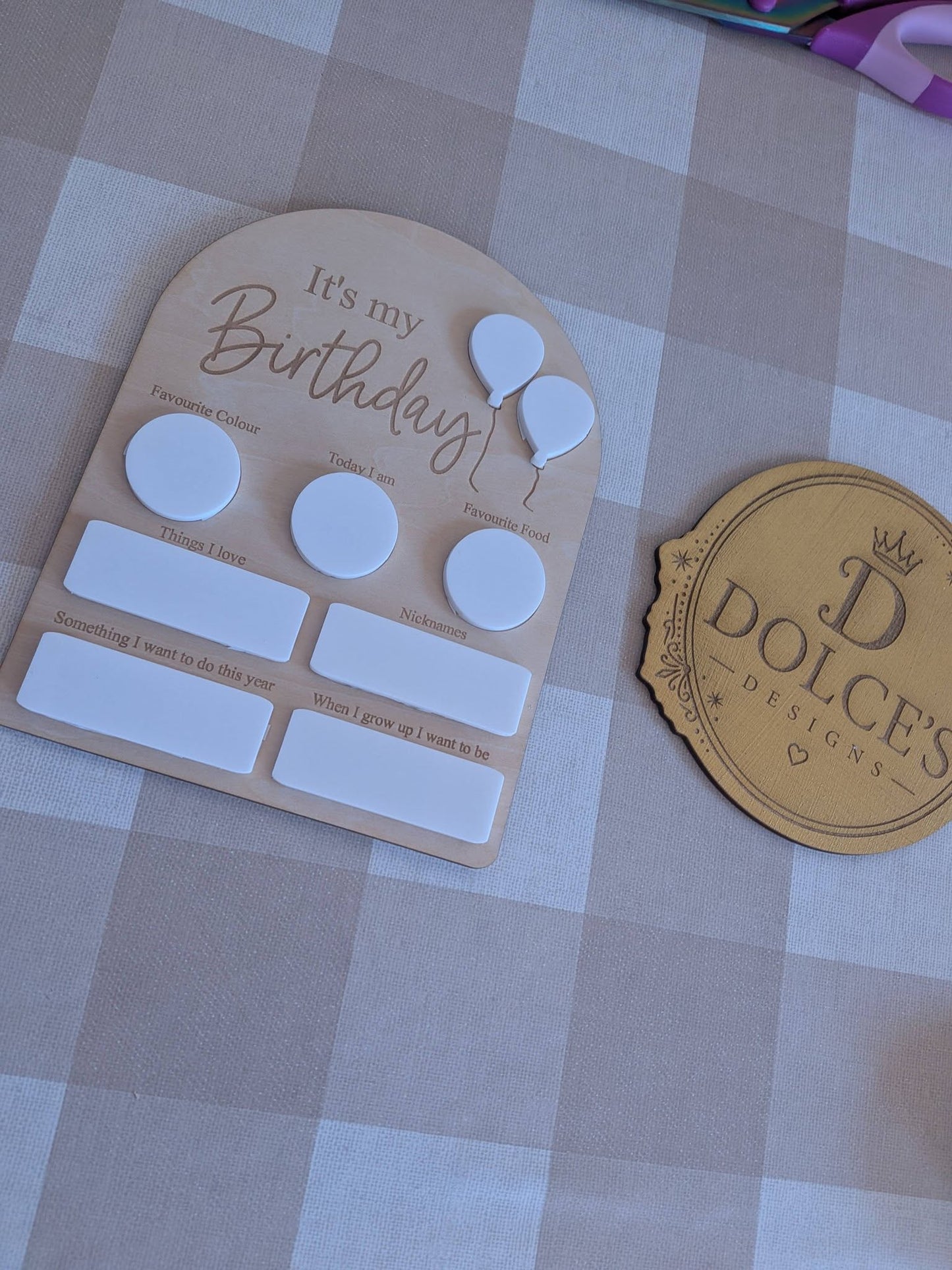 Reusable Birthday Board – Wooden Birthday Interview Board