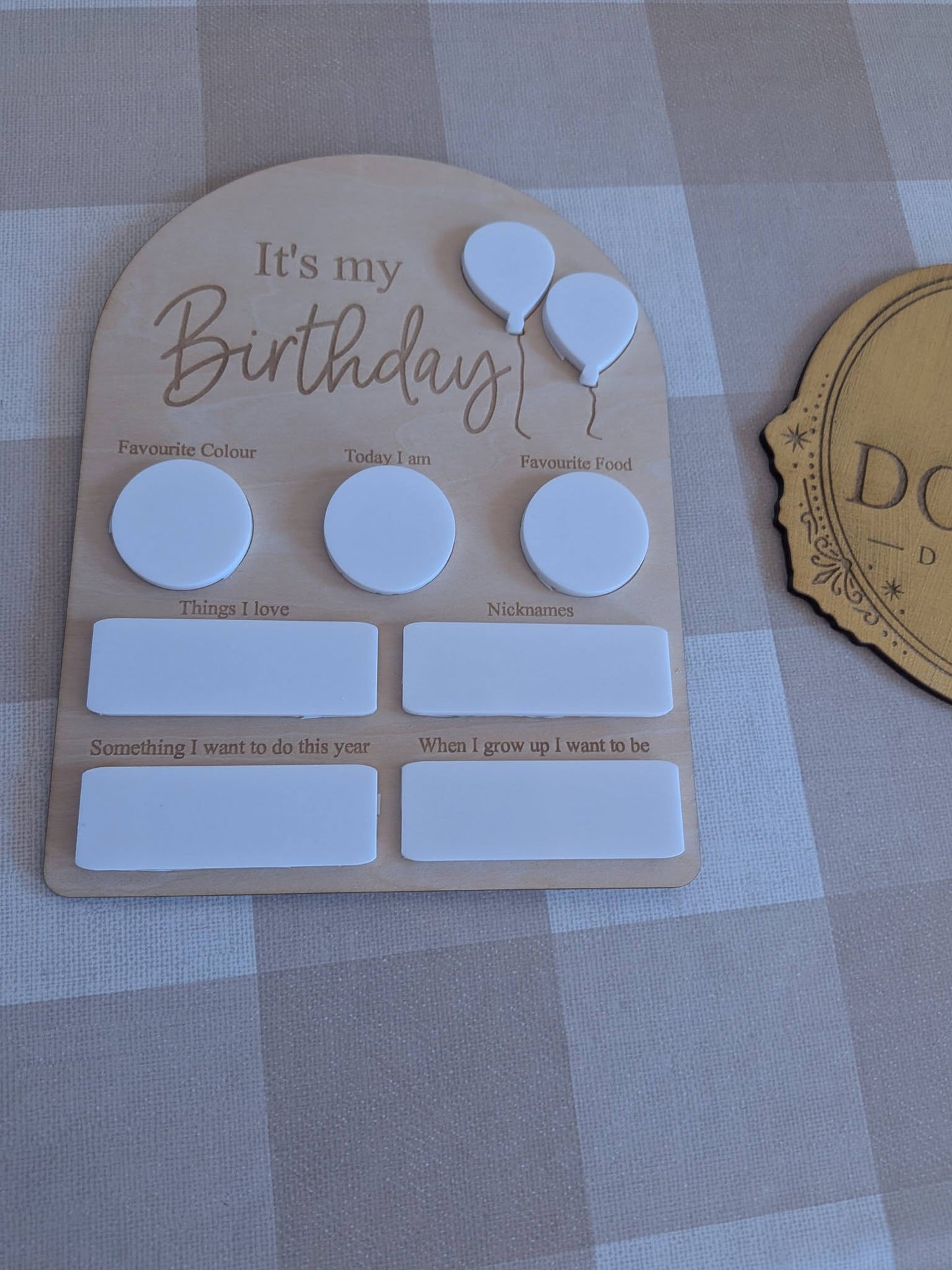 Reusable Birthday Board – Wooden Birthday Interview Board