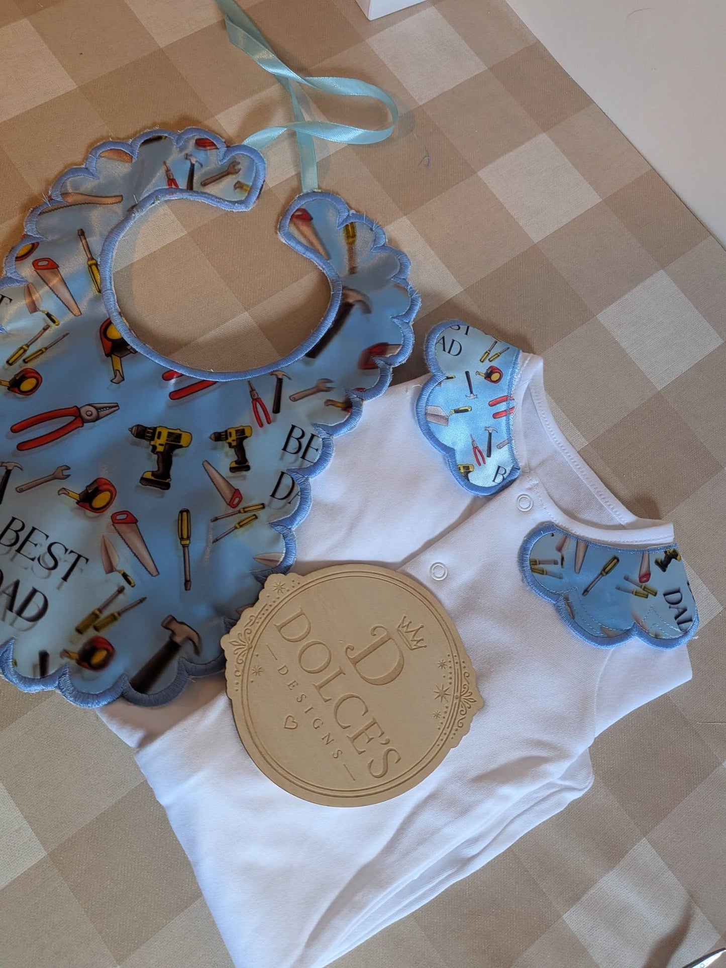 Super Dad Personalised Baby Set – Babygrow & Bib | Newborn to 12-18 Months