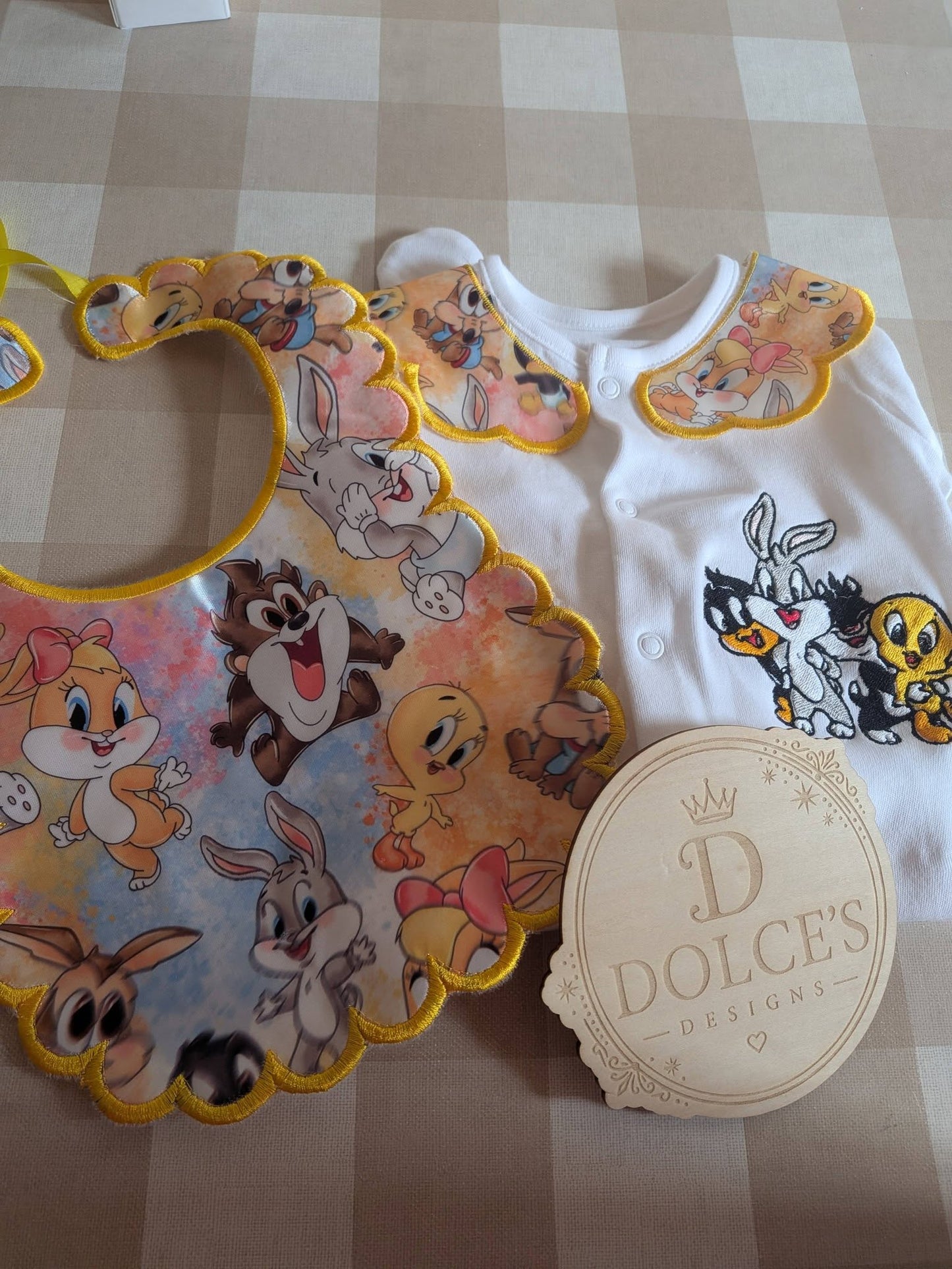 Looney Tunes Inspired Personalised Baby Grow & Bib Set | Tweety Bird Baby Outfit | Retro Cartoon Baby Gift
