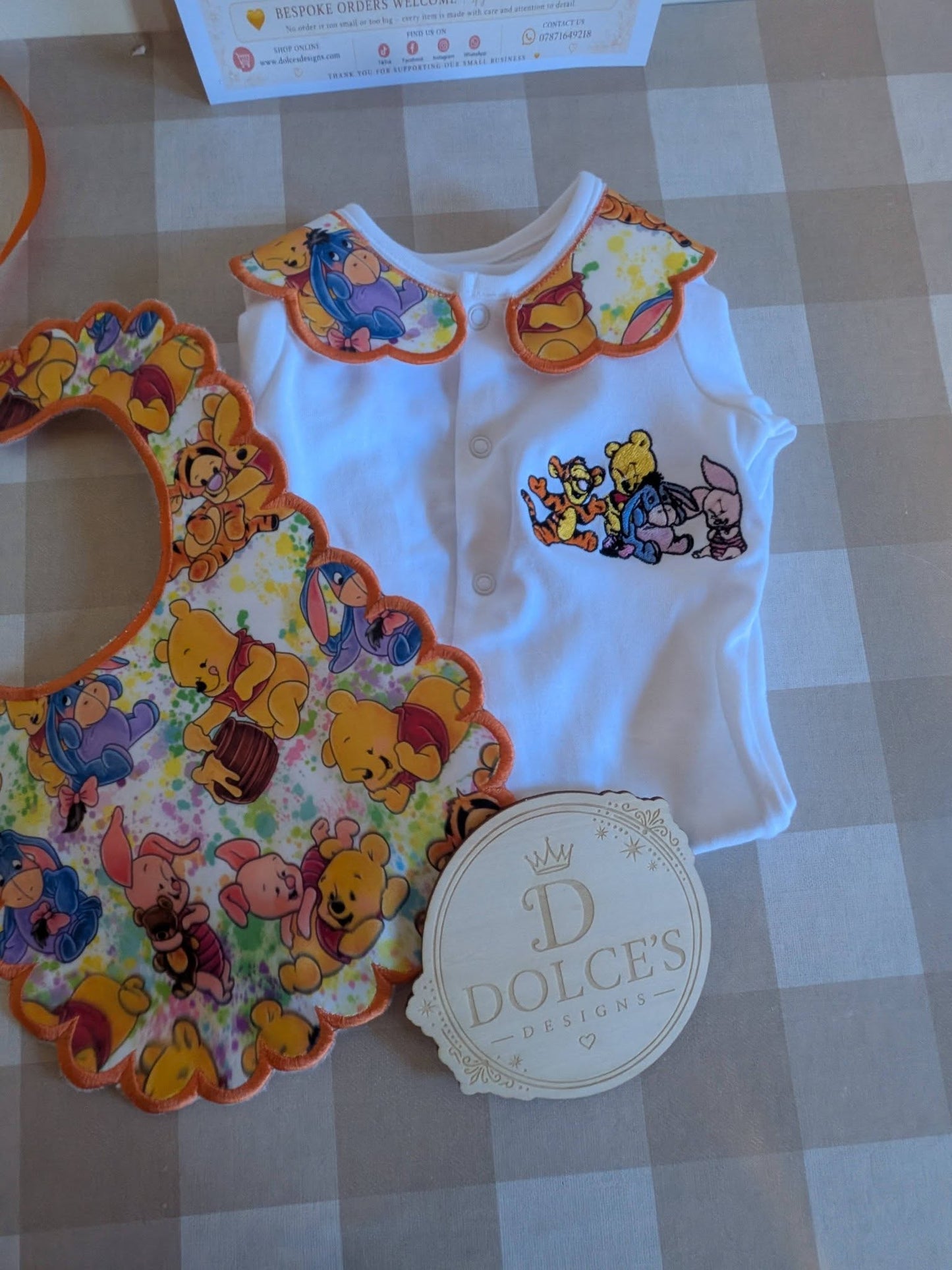 Winnie the Pooh & Friends Personalised Baby Set