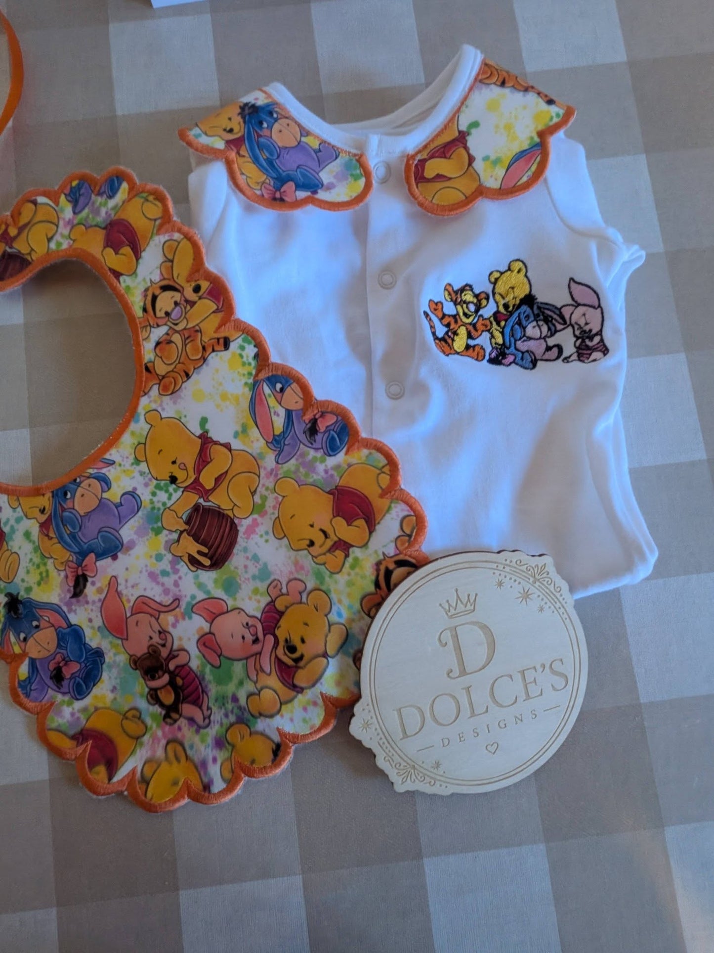 Winnie the Pooh & Friends Personalised Baby Set