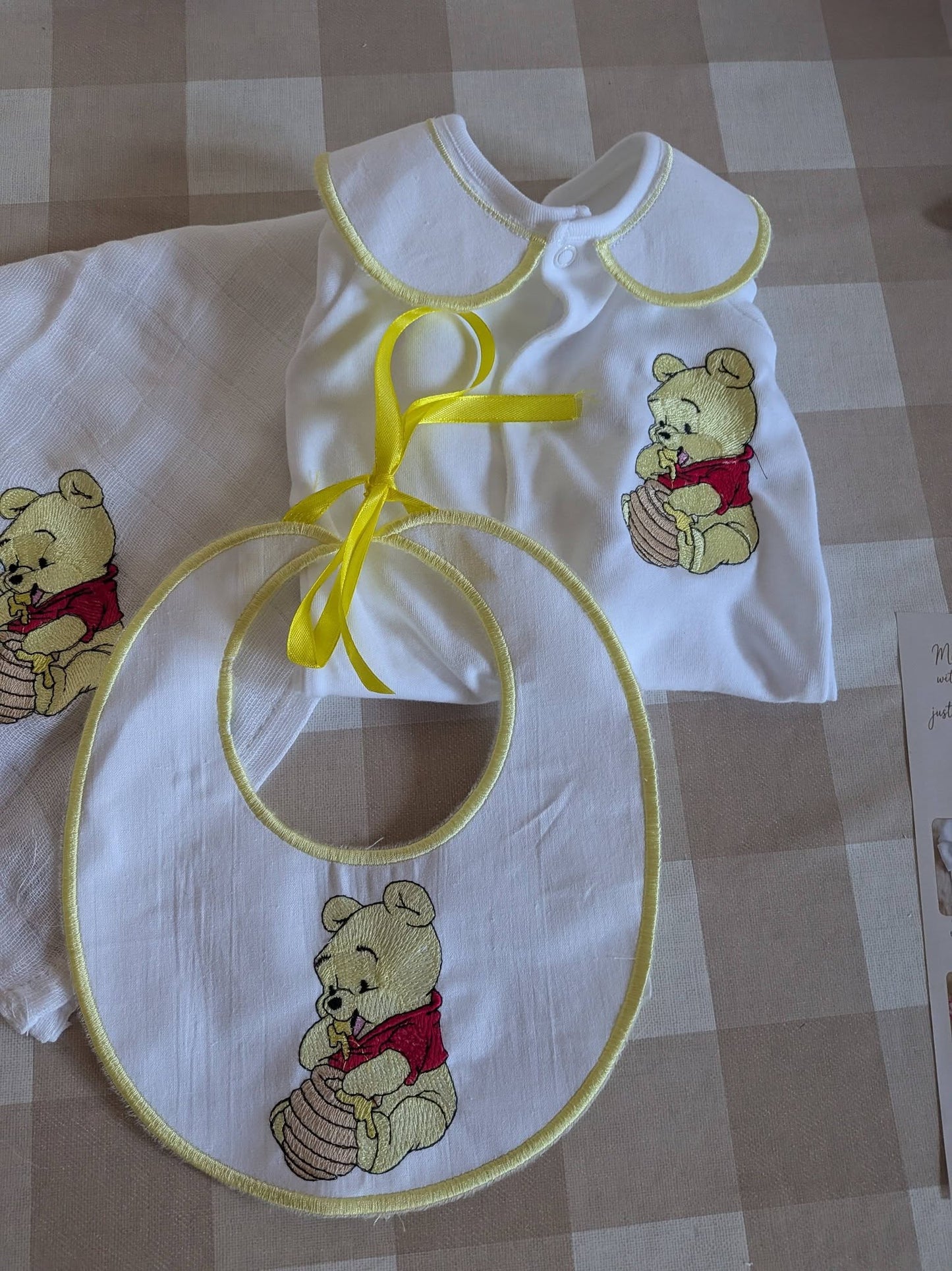 Personalised Winnie the Pooh 3 Piece Baby Gift Set – Embroidered Babygrow, Bib & Muslin