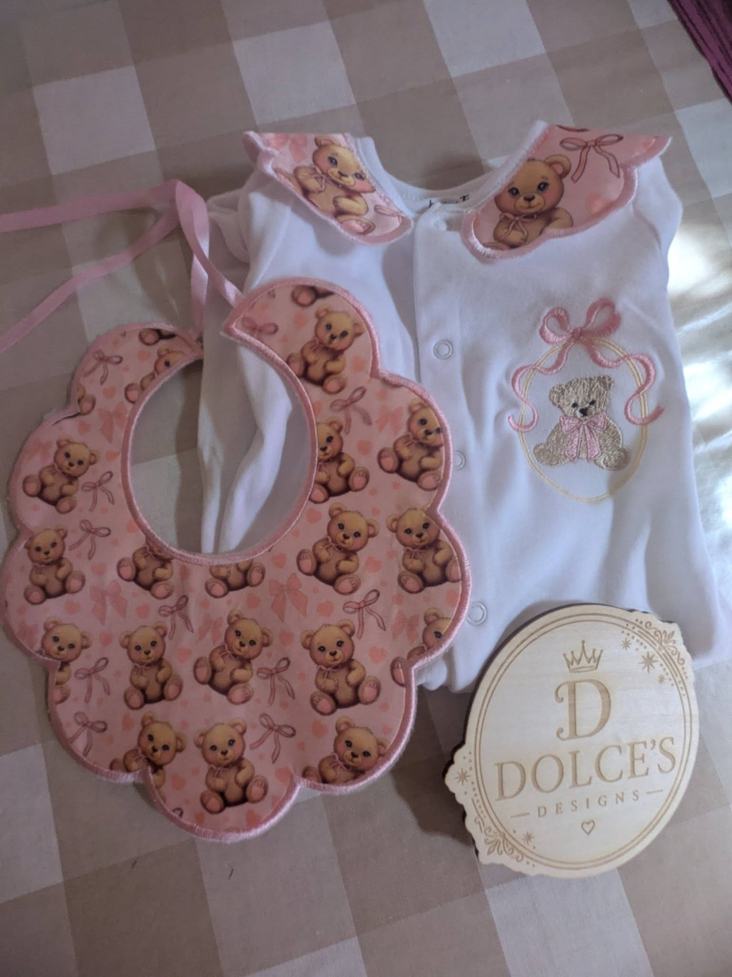 Luxury Pink Teddy Bear Baby Gift Set | Embroidered Peter Pan Collar Babygrow & Matching Bib | Boutique Baby Girl Outfit | Personalised