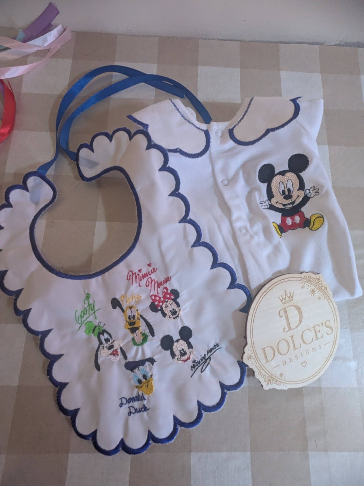 Cute Mouse Baby Gift Set | Embroidered Peter Pan Collar Babygrow & Matching Bib | Boutique Baby Outfit | Personalised