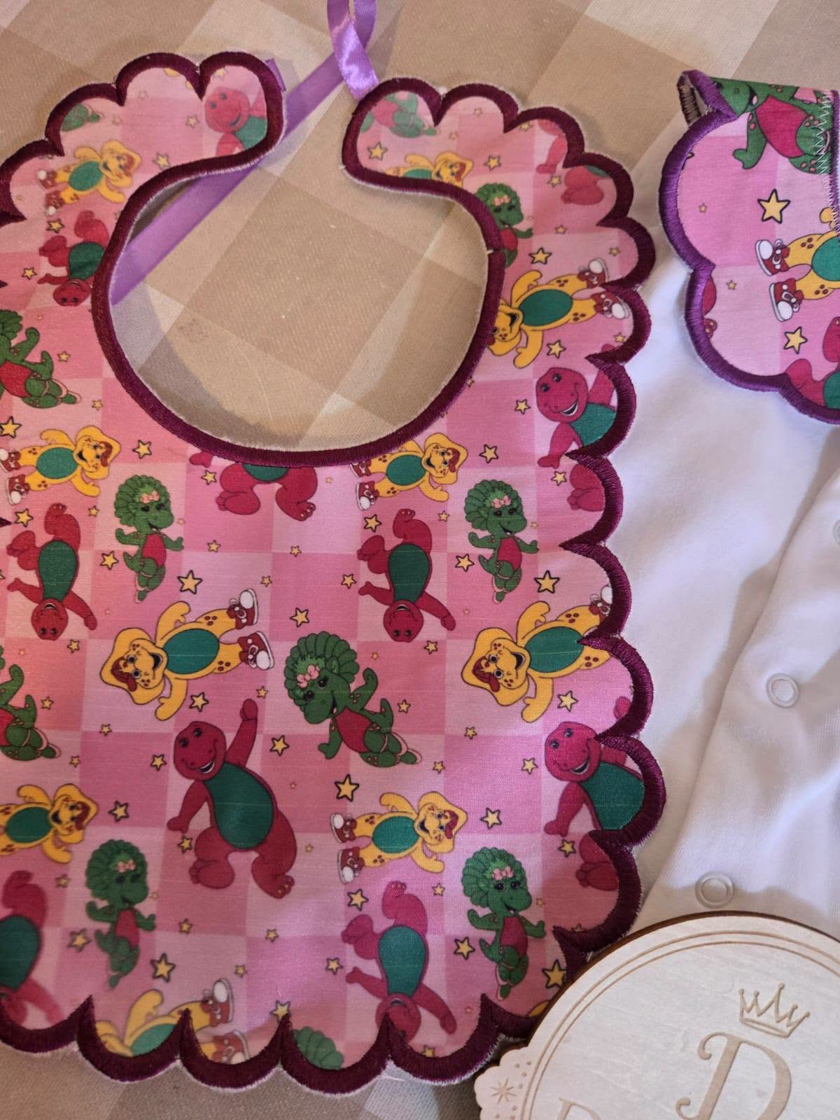 Barney 2pc Bib & Babygrow Set | Baby Gift Set | Newborn to 12–18 Months