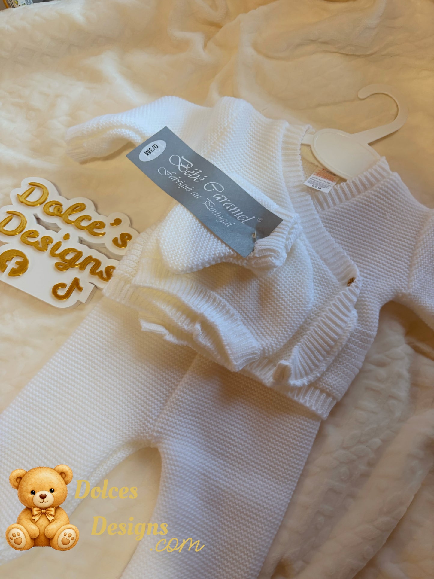 🧶 4 Piece Knitted Baby Set – 0-3 Month