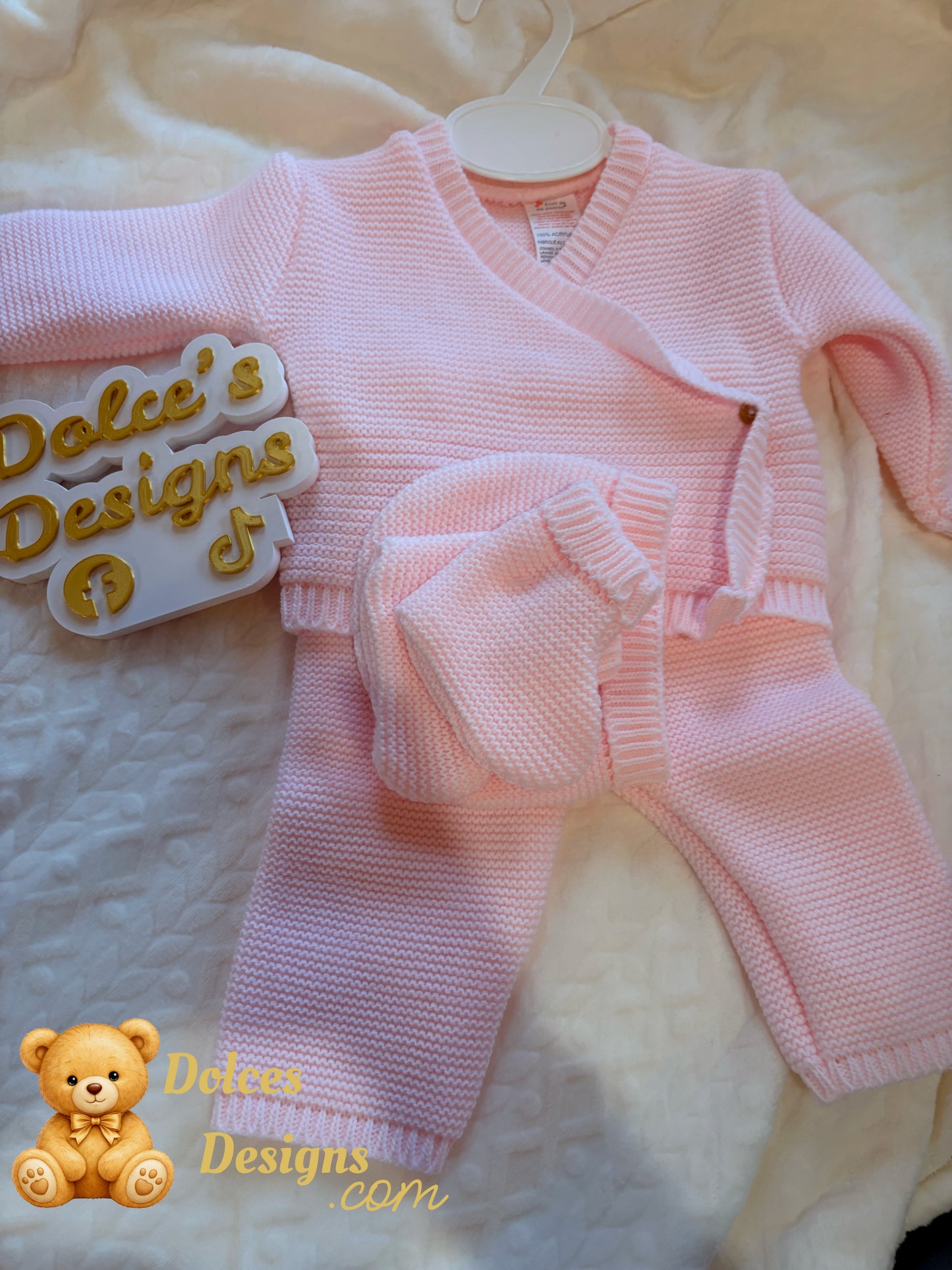 🧶 4 Piece Knitted Baby Set – 0-3 Month
