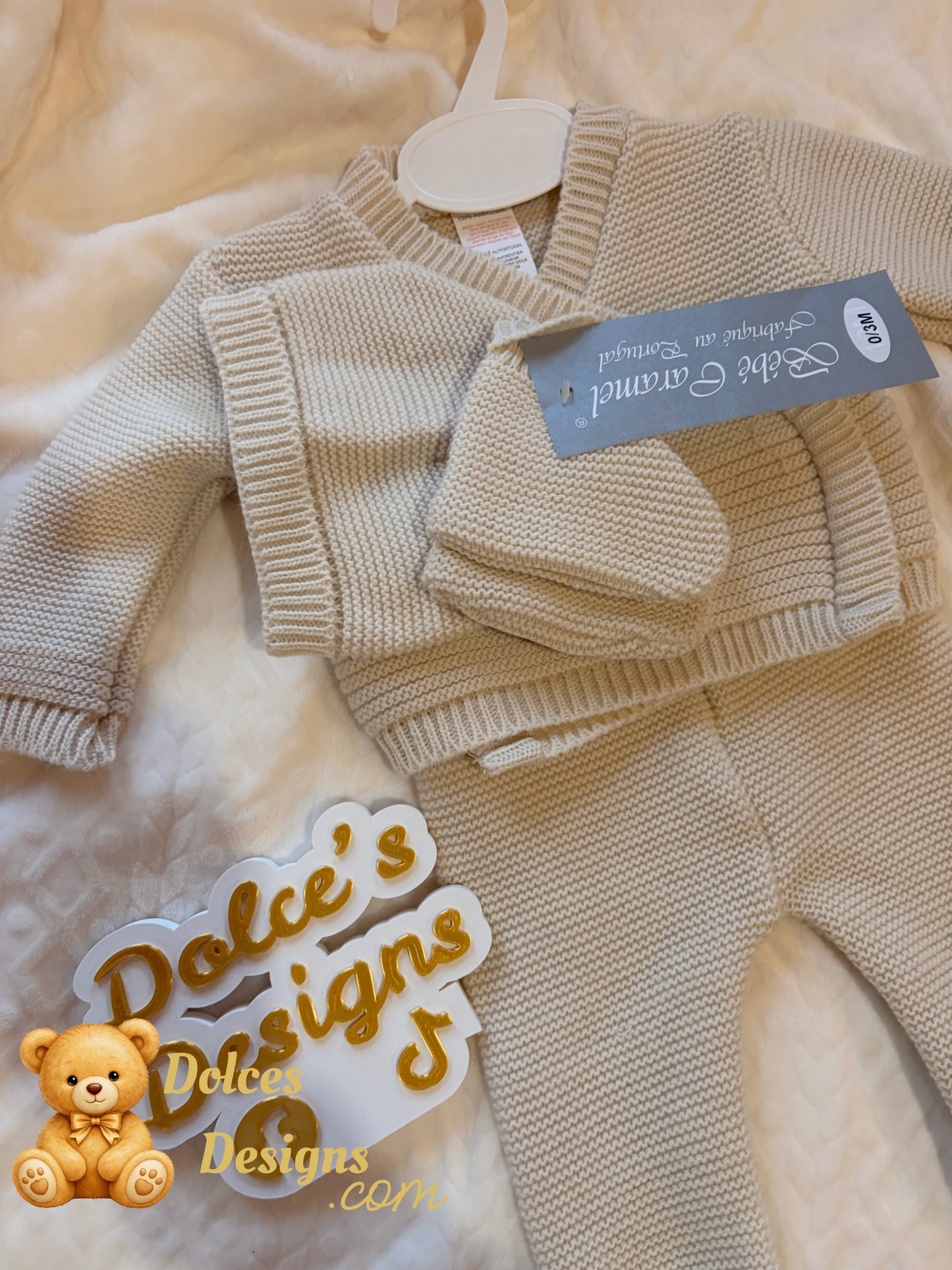 🧶 4 Piece Knitted Baby Set – 0-3 Month