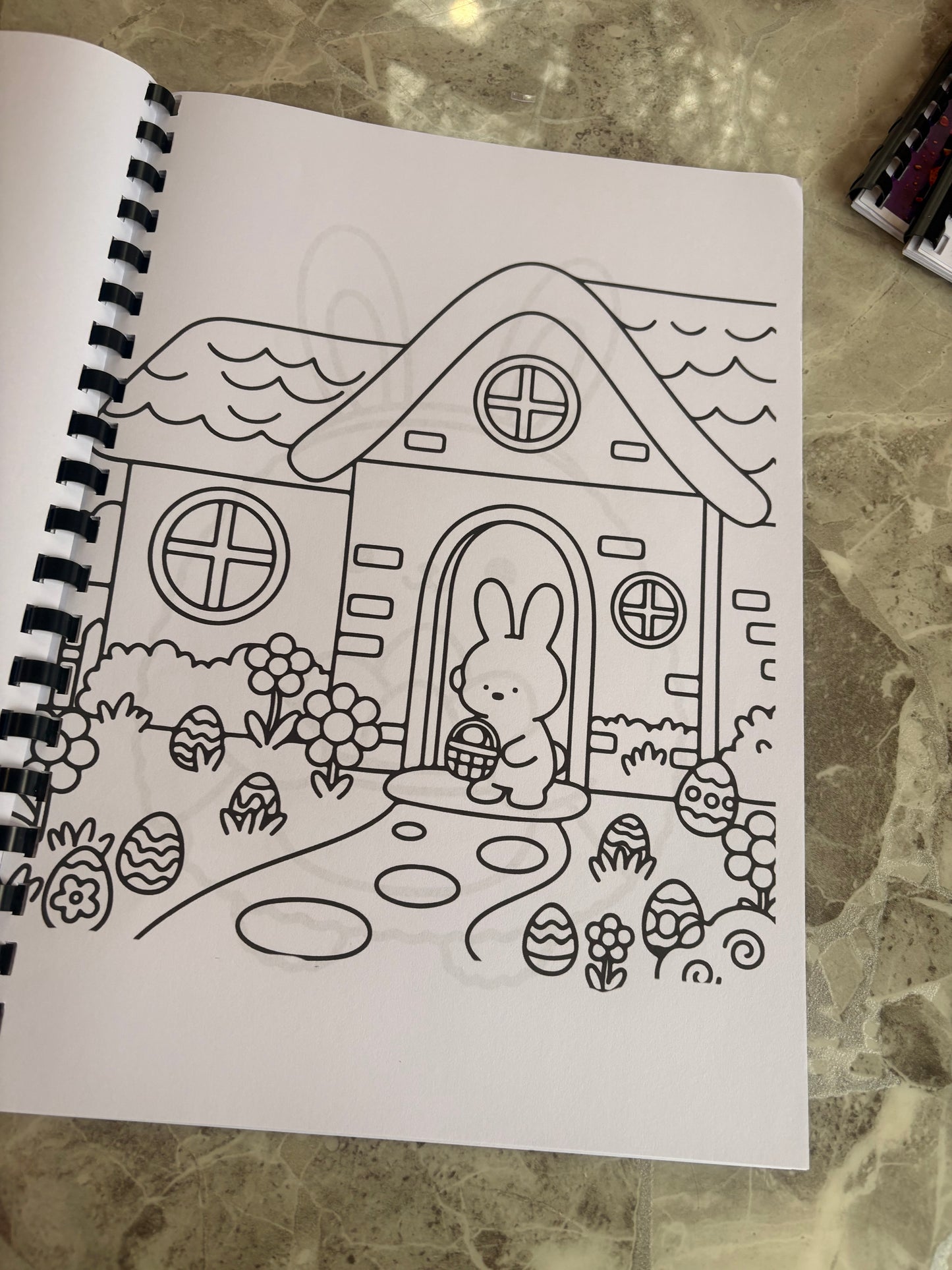 Bold & Easy Cozy Easter Colouring Book 🐰🐣