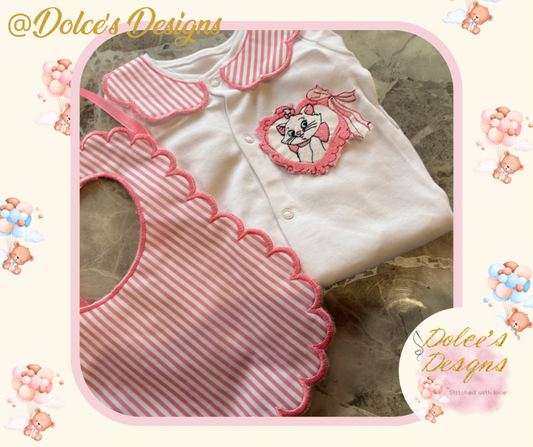 Marie 2 Piece Baby Set – Scallop Bib & Embroidered Babygrow 🎀🐾