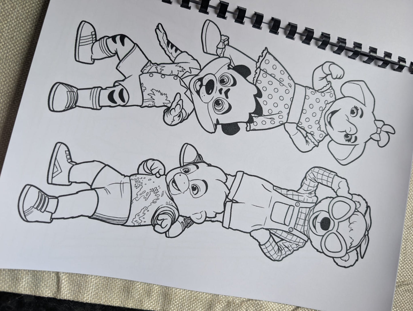 Haven Seaside Squad Colouring Book – Fun Holiday Characters Colouring Book | 20+ Seaside-Themed Pages