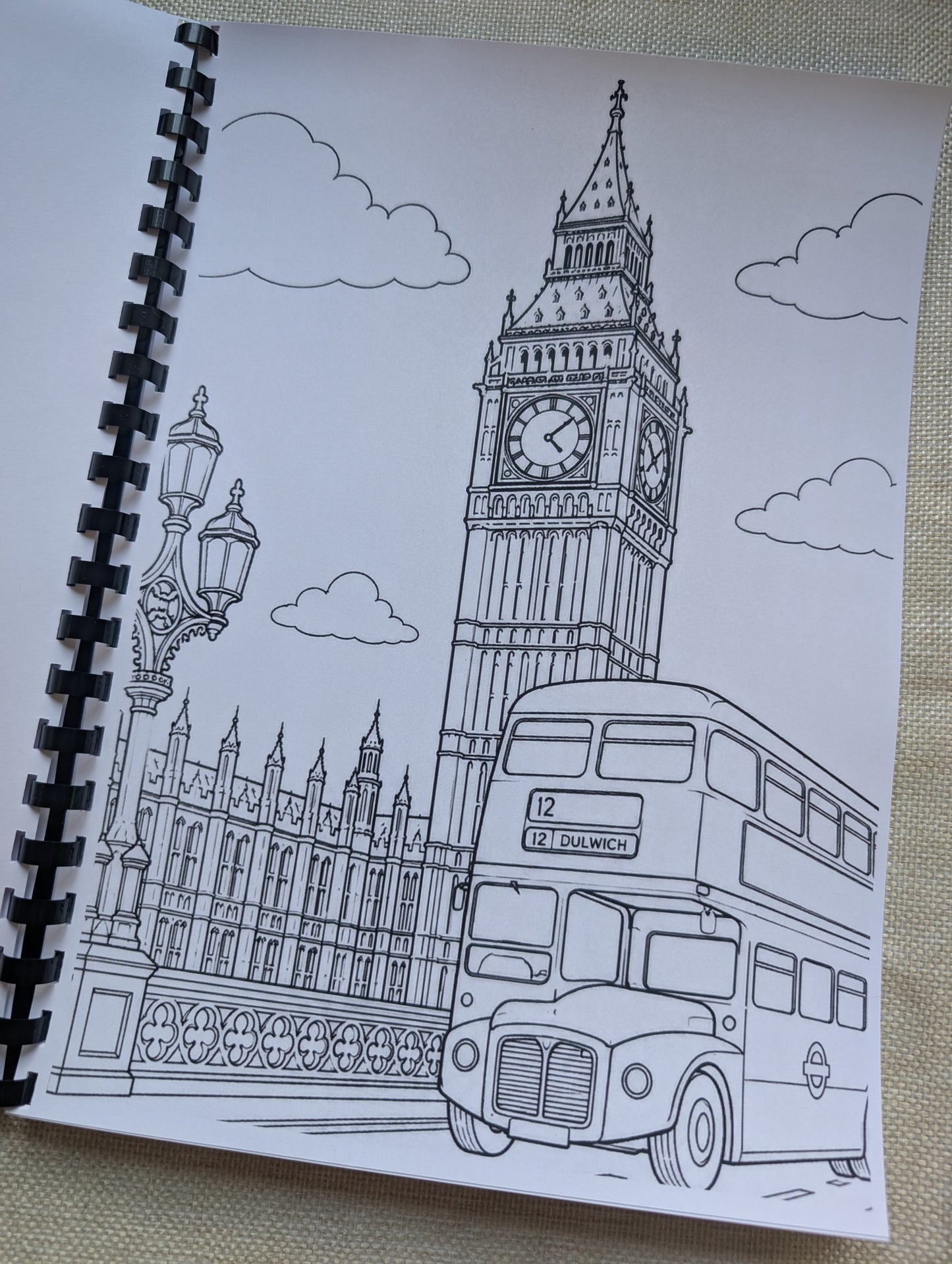 London Landmarks Colouring Book – Famous London Sights & Attractions | 20+ Iconic UK Colouring Pages